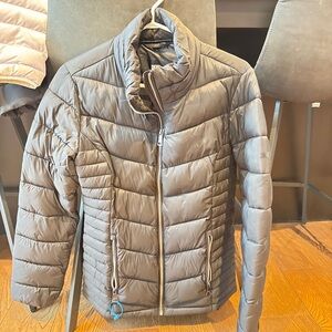 DKNY Women's black Puffer Jacket